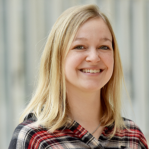 Portrait Bild von Teresa Pflogsch