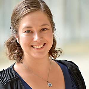 Portrait Bild von Julia Woller