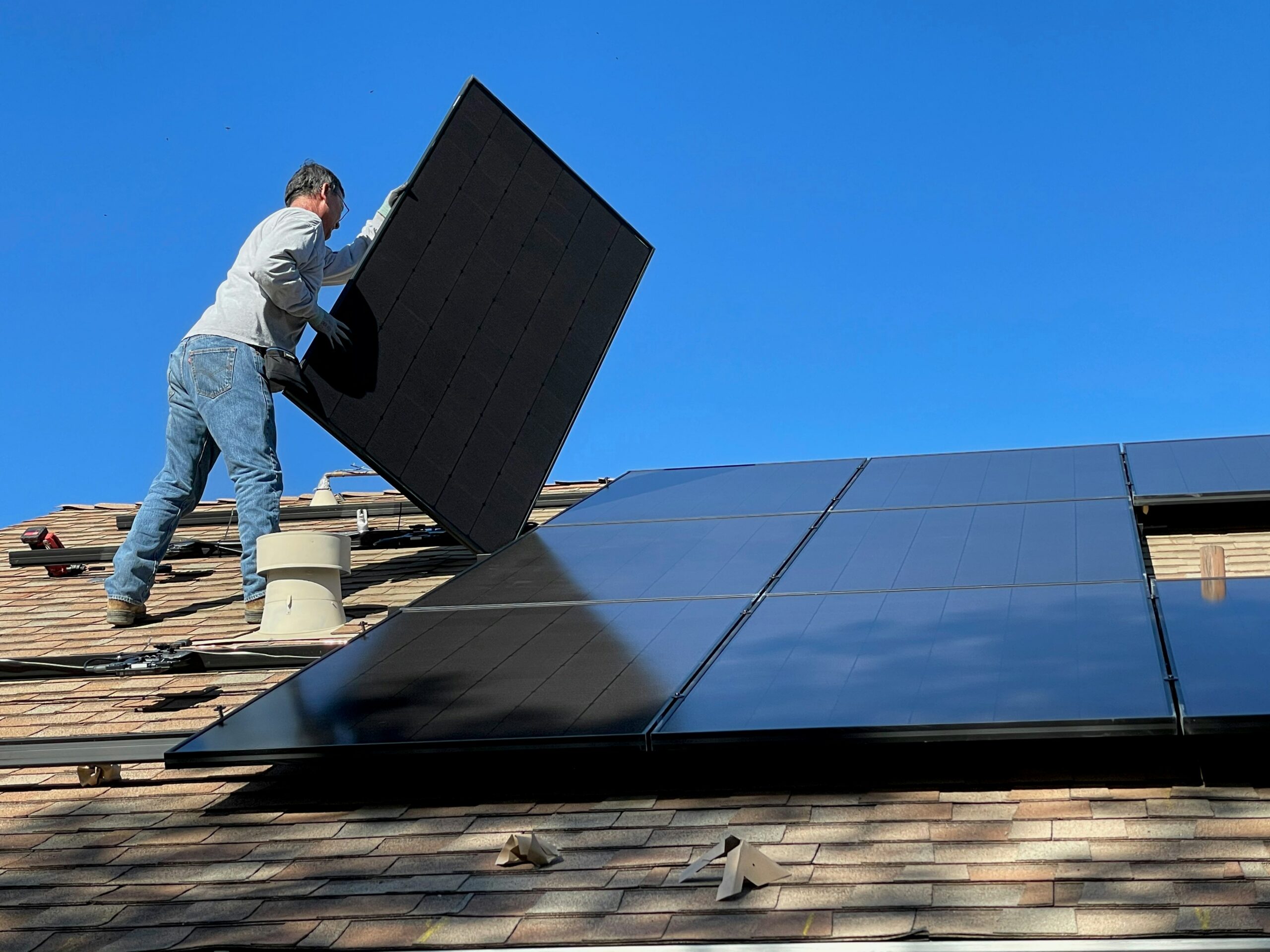 Solarpanels by Bill Mead@unsplash